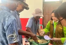 Cangkang Kerang Jadi Alternatif Pakan Ikan