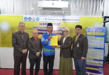 Pendaftar Ketiga Bakal Calon Rektor Unila Resmi Serahkan Berkas