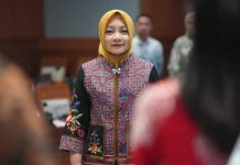 Nessy Apresiasi Perjuangan Relawan Padamkan Karhutla Taman Nasional Way Kambas