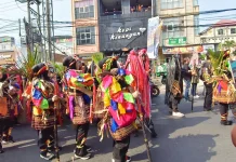 Pawai Budaya Festival Krakatau Kenalkan Tradisi Lampung