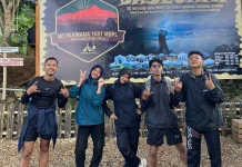 Camping Jadi Cara Anak Muda Menikmati Alam Lampung