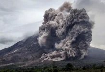 Abu Vulkanik Anak Krakatau Berbahaya bagi Kesehatan, Warga Diminta Waspada