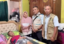 YBM PLN UP3 Tanjung Karang Salurkan Bantuan Pengobatan bagi Warga Sukadana Ham