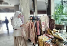 UMKM Emas Prima Indonesia lkut serta dalam Bazar Rakerwil PW Fatayat NU Lampung