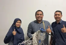 Tim Dosen Polinela Telusuri Teluk Hurun dari Permukaan hingga Kedalaman