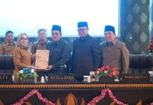 DPRD Way Kanan Sahkan Raperda Perubahan APBD 2026