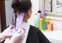 Efek Buruk Sering Mewarnai Rambut
