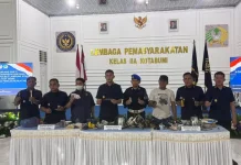 Razia Gabungan, Petugas Temukan Barang Terlarang di Lapas Kotabumi