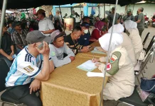 Sambut HUT Ke-81 TNI, Kodim 0410/KBL Gelar Bakti Kesehatan Terpadu