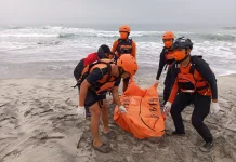 Korban Tenggelam Pesisir Barat Ditemukan Meninggal Dunia