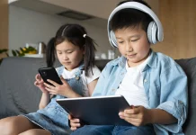 Anak-Anak dan Tantangan Gadget: Pentingnya Pendampingan Orang Tua di Era Digital