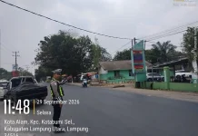 Polres Lampung Utara Tindak Lanjuti Laporan 110, Personel Atur Arus Lalu Lintas