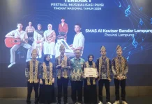 Tim Musikalisasi Puisi SMAS Al Kautsar Kembali Raih Juara I Nasional