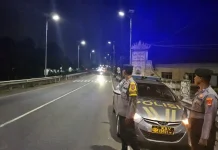 Cegah Kejahatan Jalanan Malam Hari Personel Polsek Tegineneng Gelar Patroli