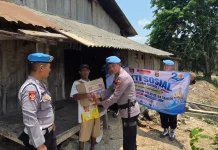 Propam Mesuji Bagikan Sembako di HUT Ke-24