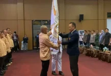 Taufik Lantik Pengurus KONI Lampung Utara