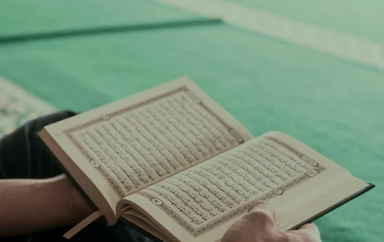 Ramadan dan Cahaya Al-Qur’an di Setiap Hurufnya - RRI.co.id