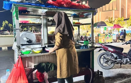 Bakso Lezat di Sekitar Komplek Masjid Al-Bakri Bandar Lampung Enak buat Nongkrong