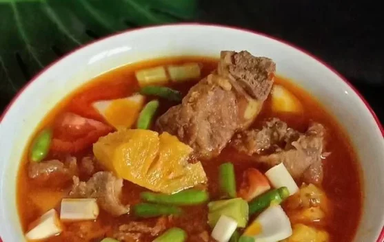 Pindang Iga Nanas, Perpaduan Gurih dan Segar Khas Palembang