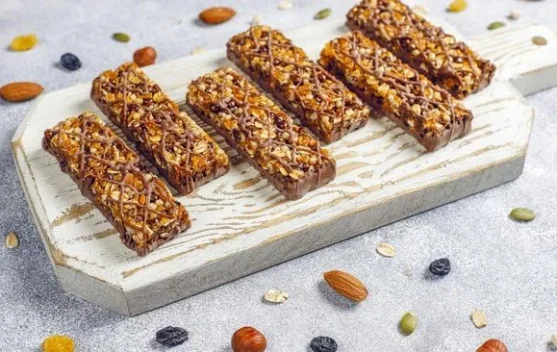 10 Makanan yang Diklaim Sehat tapi Nggak Sesehat Itu, Sering Kamu Beli