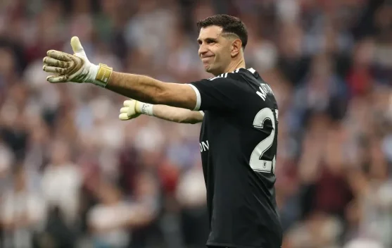 Juventus Enggan Bayar Rp 180 Miliar untuk Kiper Martinez