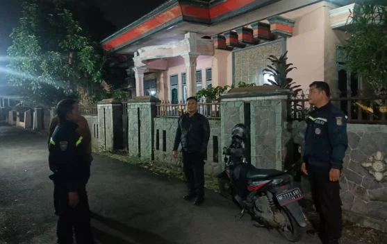 Patroli QR Polsek Labuhan Ratu Sisir Permukiman Padat Penduduk