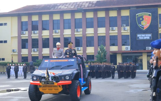 Wakapolda Lampung Pimpin Upacara Hari Bhayangkara ke-80