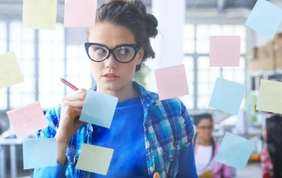 10 Ciri Orang yang Punya Kecerdasan Tinggi