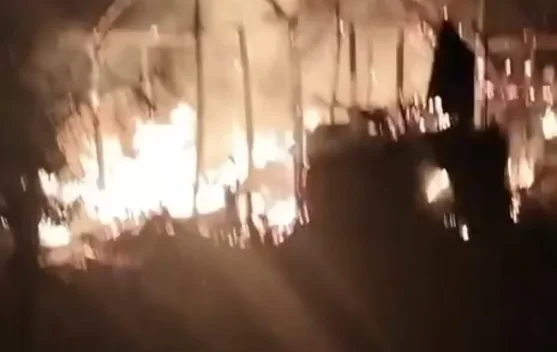 Api Hanguskan Rumah Panggung Milik Warga