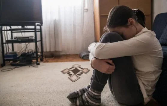 Kesalahan Orang Tua yang Membuat Anak Enggan Terbuka dan Bercerita
