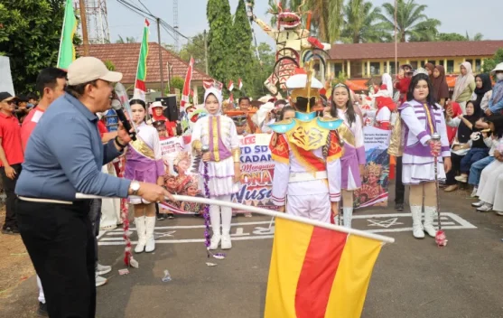 Karnaval HUT RI ke-81 Meriahkan Kecamatan Sukadana