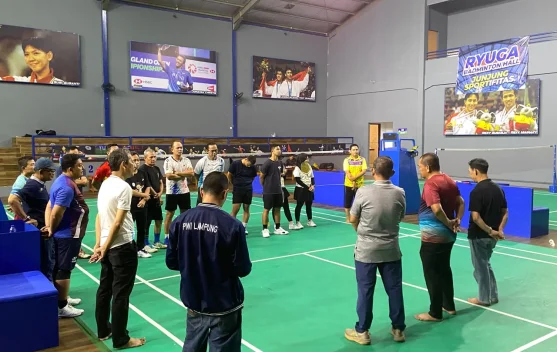 Badminton PWI Lampung Bidik Emas Porwanas 2027