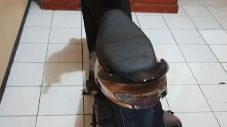 Dua Pelaku Curanmor Babak Belur Dihajar Massa