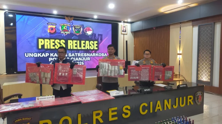 Tersangka pengedar narkotika diamankan