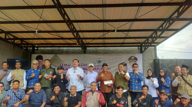 Dorong Program ASRI, Temu Tokoh DPRD Serahkan Cator Pengangkut Sampah