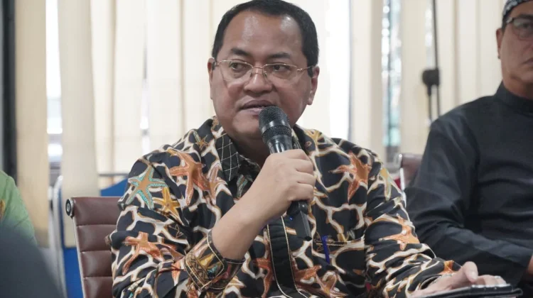 ATR/BPN Serahkan Ratusan Sertifikat Tanah Aset Milik Pemkab
