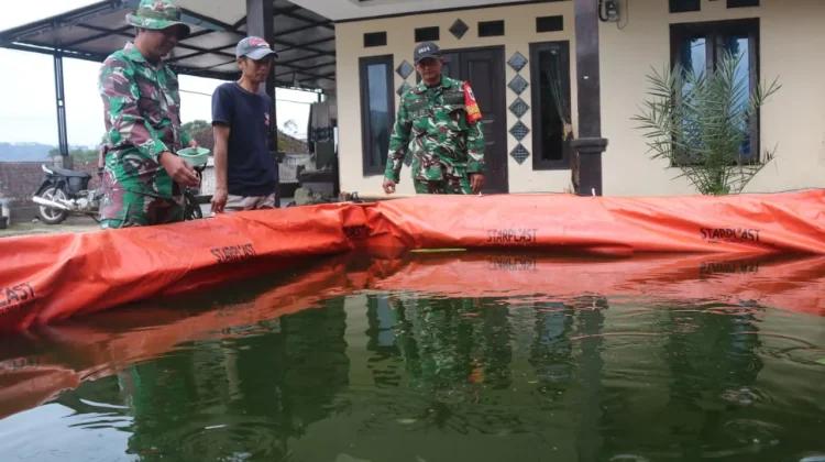Satgas Kodim 0624 Pantau Perkembangan Bantuan Benih Lele