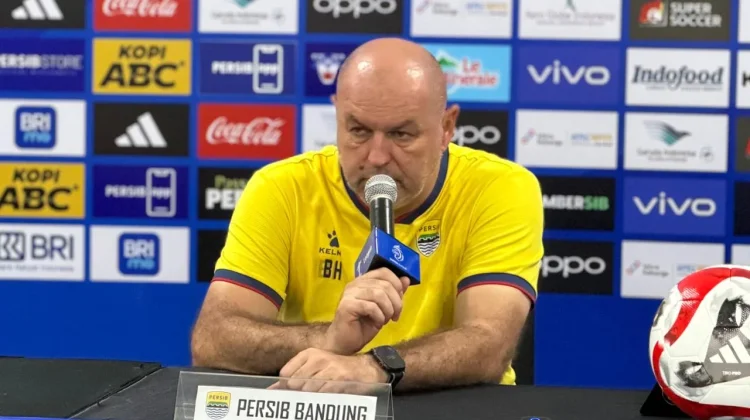 Persib Bandung Waspadai Organisasi Permainan Persita Tangerang