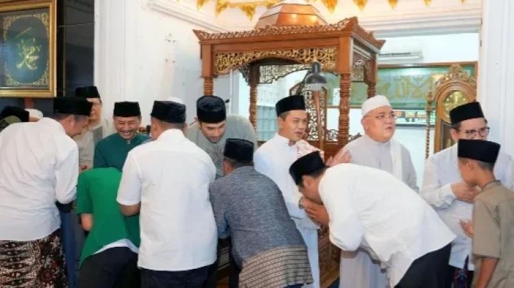 Tarling Ramadan 2026, Bupati Bandung Serap Aspirasi Warga dan Bagikan Santunan