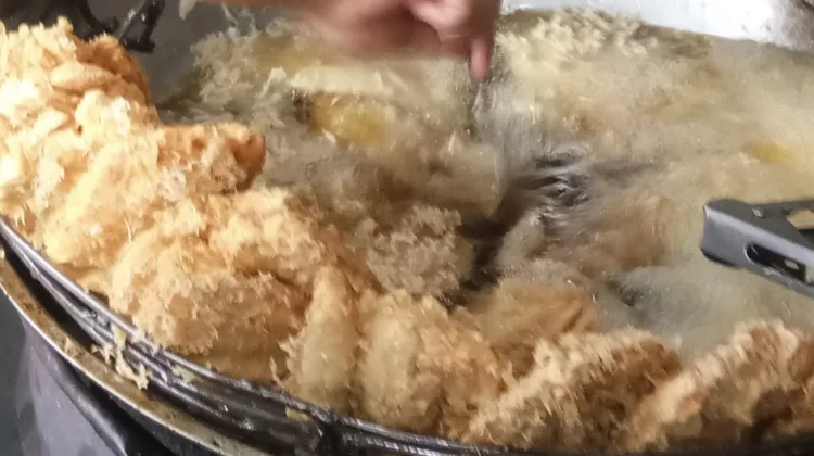 Pisang Goreng Kipas Pontianak Diburu Warga Bandung