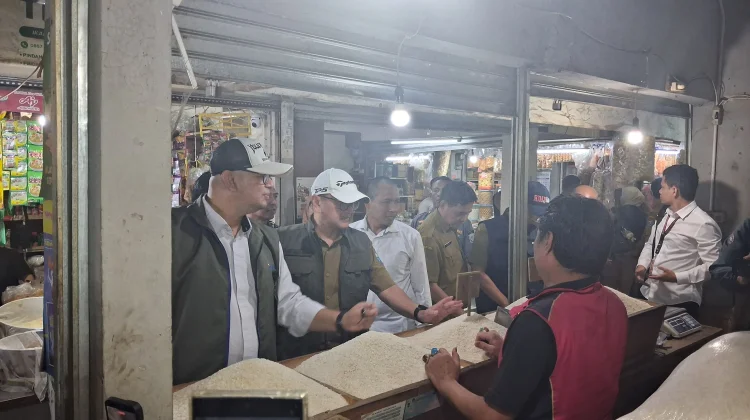 Pastikan Stok Aman, Disdagin, Bulog dan Satgas Pangan Sidak Pasar Kosambi