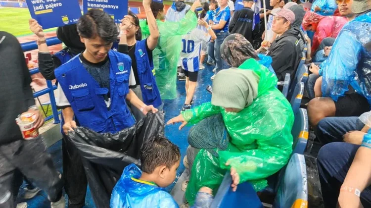 4.862 Kilogram Sampah Terkumpul di Laga Persib versus Malut