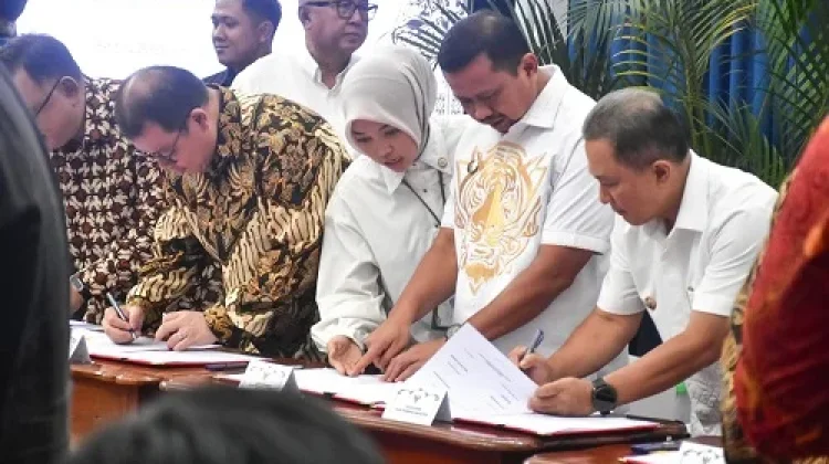 Sumedang Teken Komitmen Pengembangan Rebana, Investasi Rp36,67 Triliun