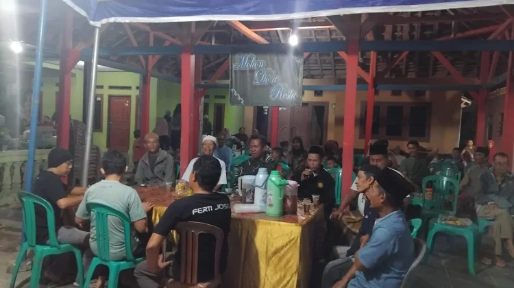 Babinsa Ingatkan Warga Tentang Pentingnya Menjaga Lingkungan