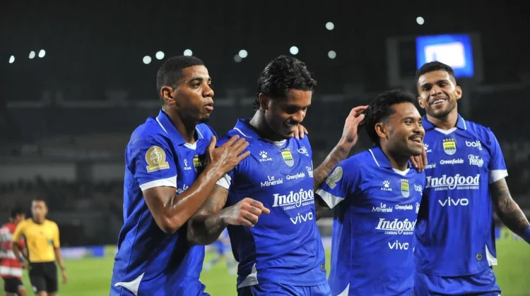 Tumbangkan Madura 5-0, Pembuktian Barisan Penyerang Persib Gacor