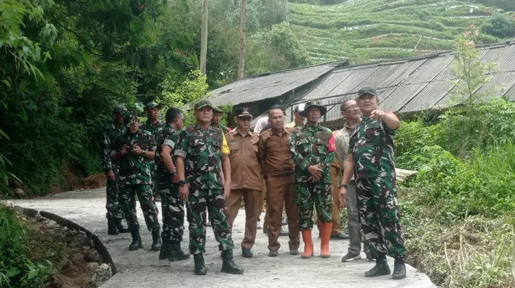 Wasev Mabes AD Monitoring TMMD Kodim/0624 di Desa Cipelah