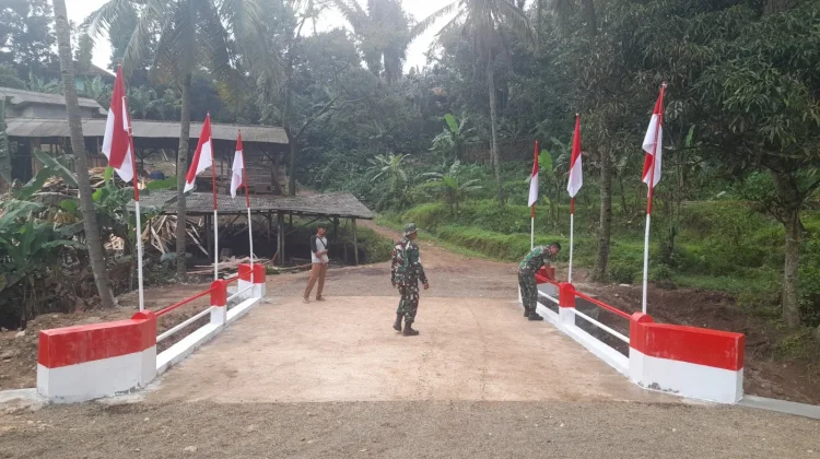 Jembatan ARMCO selesai Dibangun, Dandim Berharap Bisa Bermanfaat