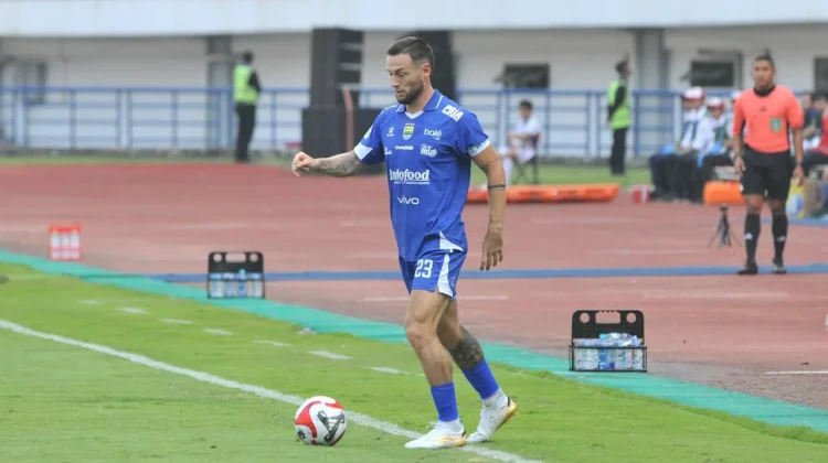 jelang Menjamu Persik Kediri, Marc Klok Serukan Kebangkitan Maung Bandung