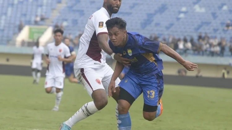 Dipinjamkan dan Cedera, Persib Pastikan Tetap Memonitor Kondisi Febri Hariyadi