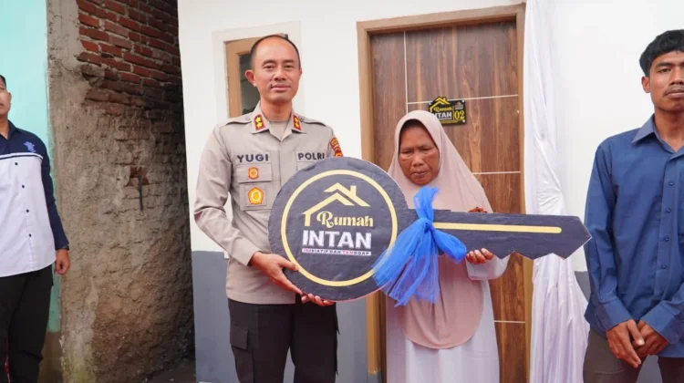 Ungkapan Rasa Haru Penerima Rutilahu  Bantuan Kemanusiaan Polres